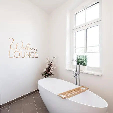 Goethe Palais Suite Anna Amalia L 1-8P L Lift L Parkplatz Aue  Exterior foto