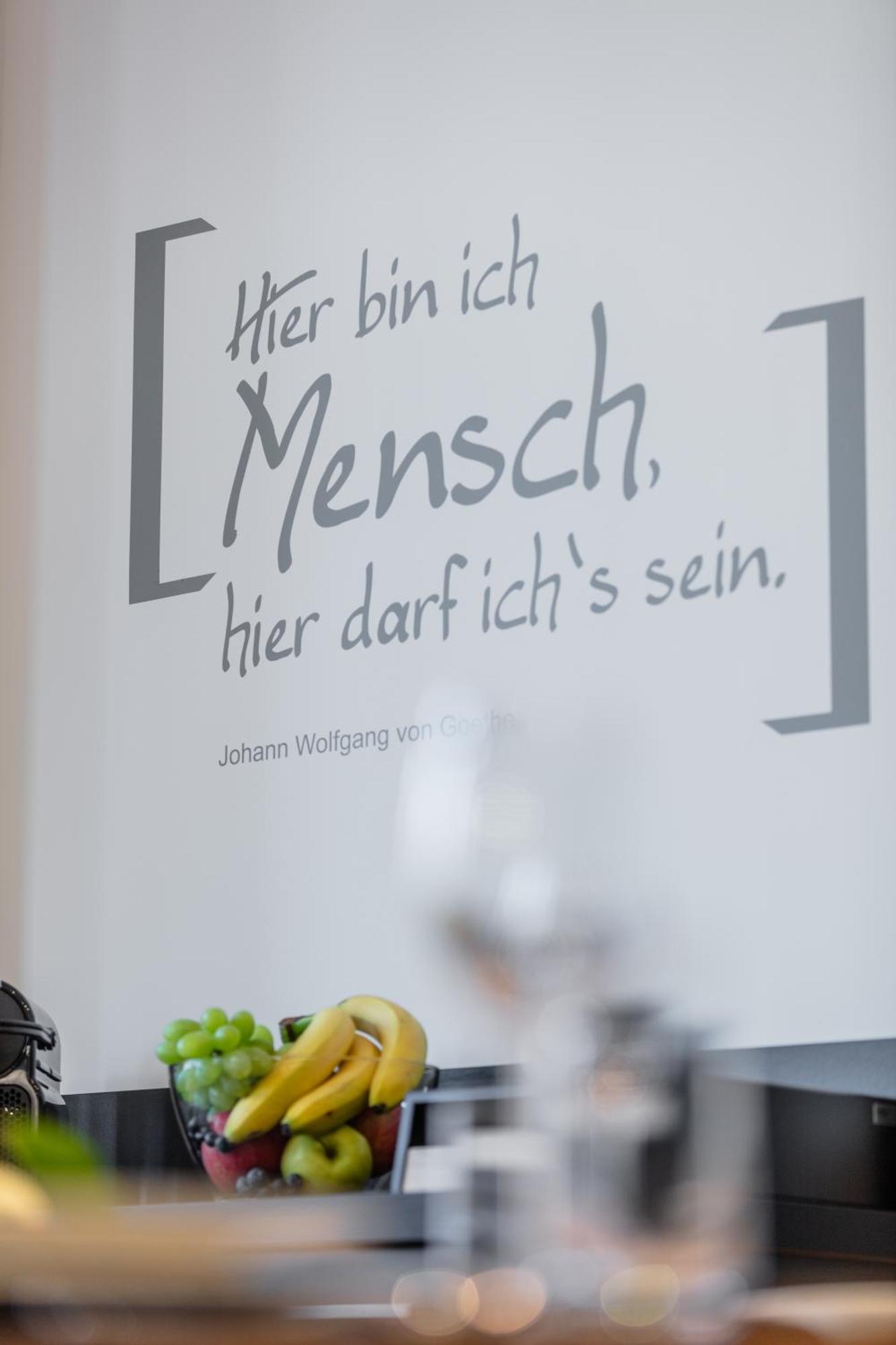 Goethe Palais Anna Amalia L 1-8p L Lift L Parkplatz Aue (Saxony)